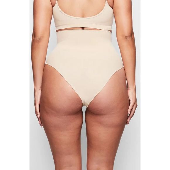 SKIMS Core Control Brief - L/XL - Picture 3 of 6